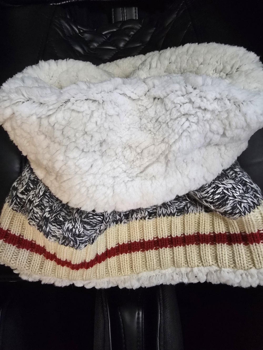 Charlie Paige White Sherpa Faux Shearling Lined Neck Muffler